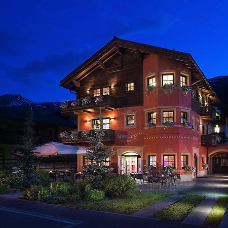 Hotel Meeting 리비뇨 외부 사진